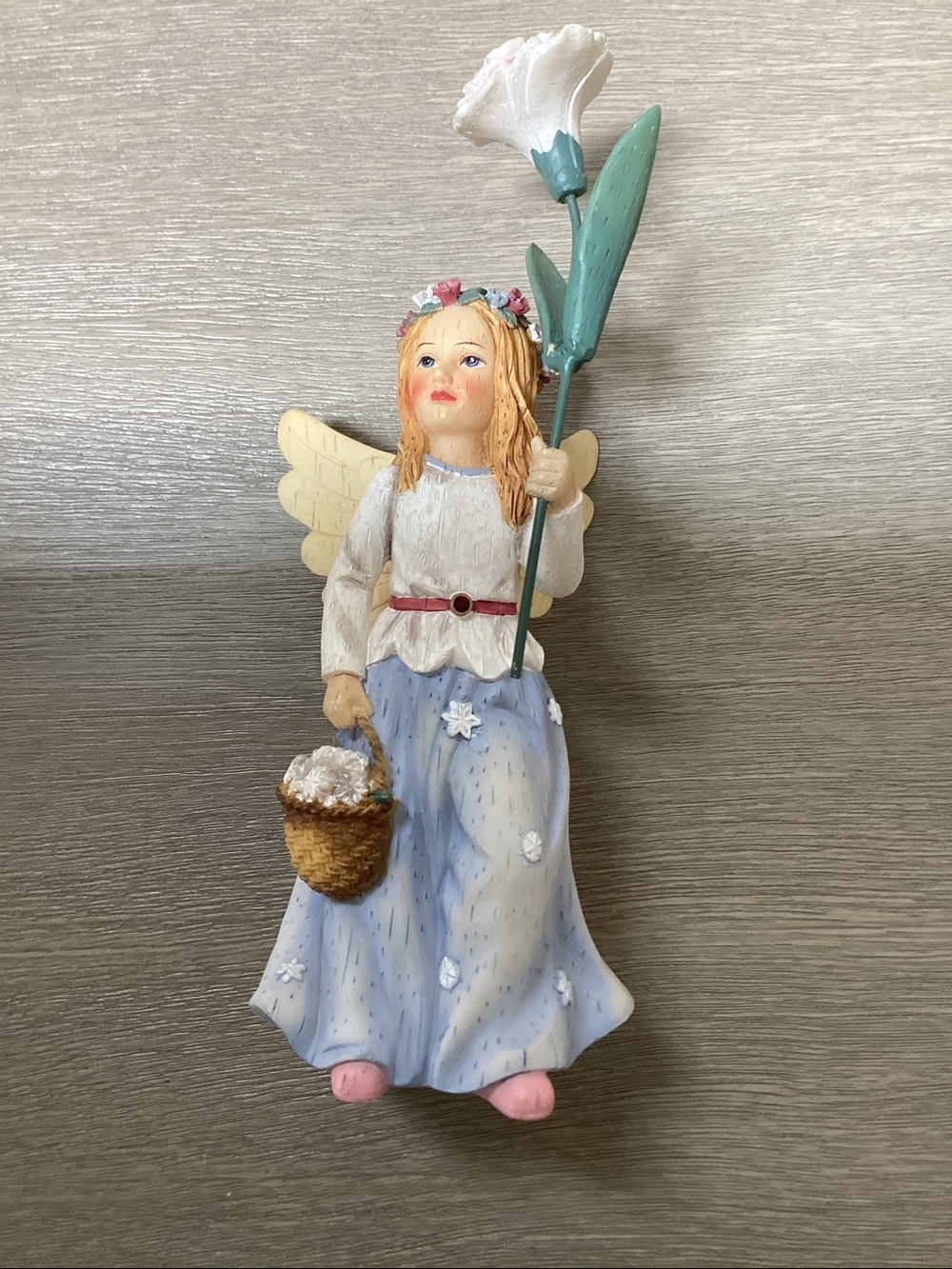 Wildflower Angels January angel 2002 with box. - Picture 2 of 6